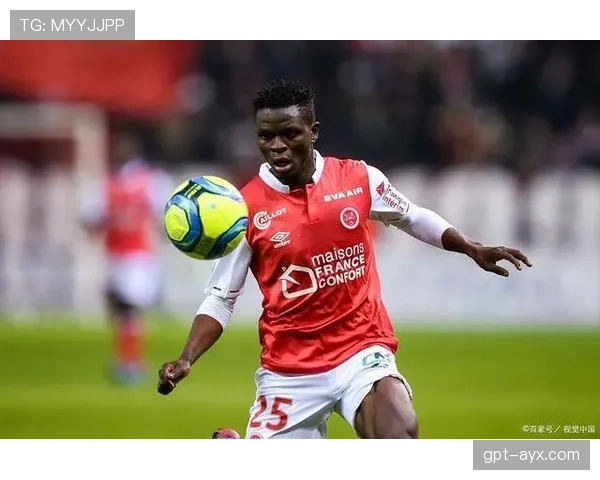 兰斯赛季回顾：荣耀与挑战并存，表现稳健引发热议分析