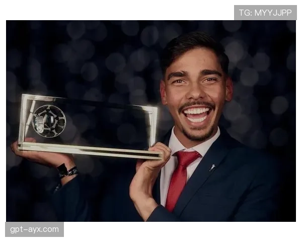 内马尔普斯卡什奖进球表现稳健，精彩倒钩获国际足联高度认可