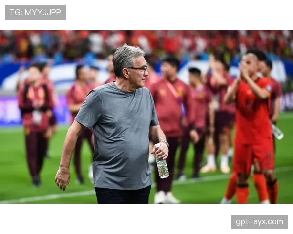 加拉塔萨雷转会策略聚焦本土新秀与性价比引援