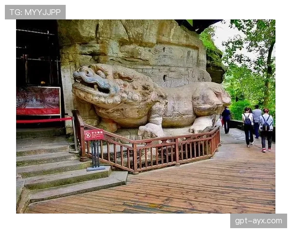 唐佳豪训练完直接打车去米其林三星，这日子谁顶得住